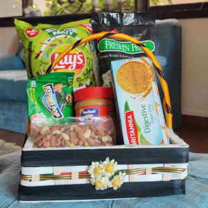 healthy-treat-basket